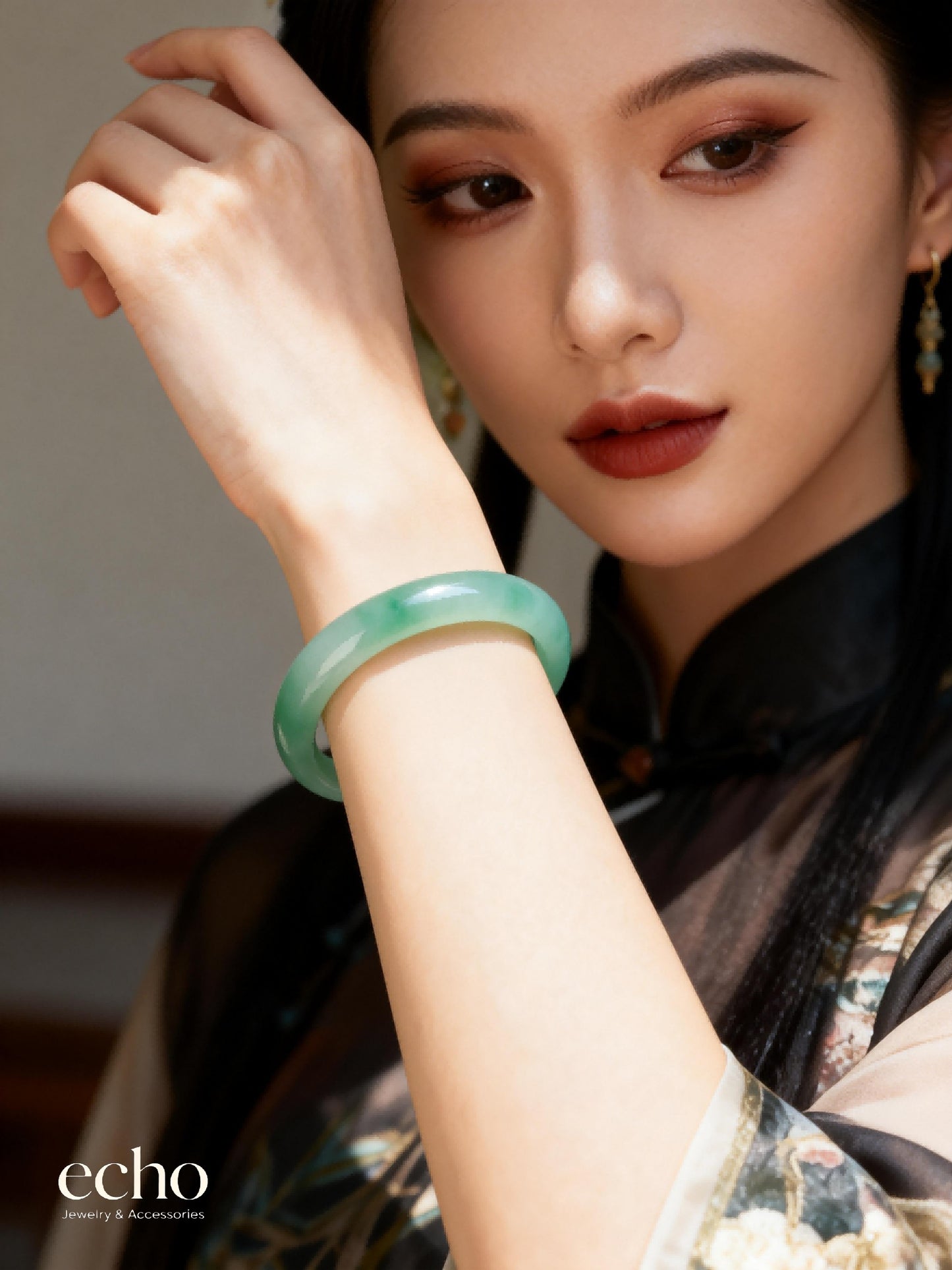 Traditional Chinese Jade Bangle • Authentic Oriental Jade Bracelet